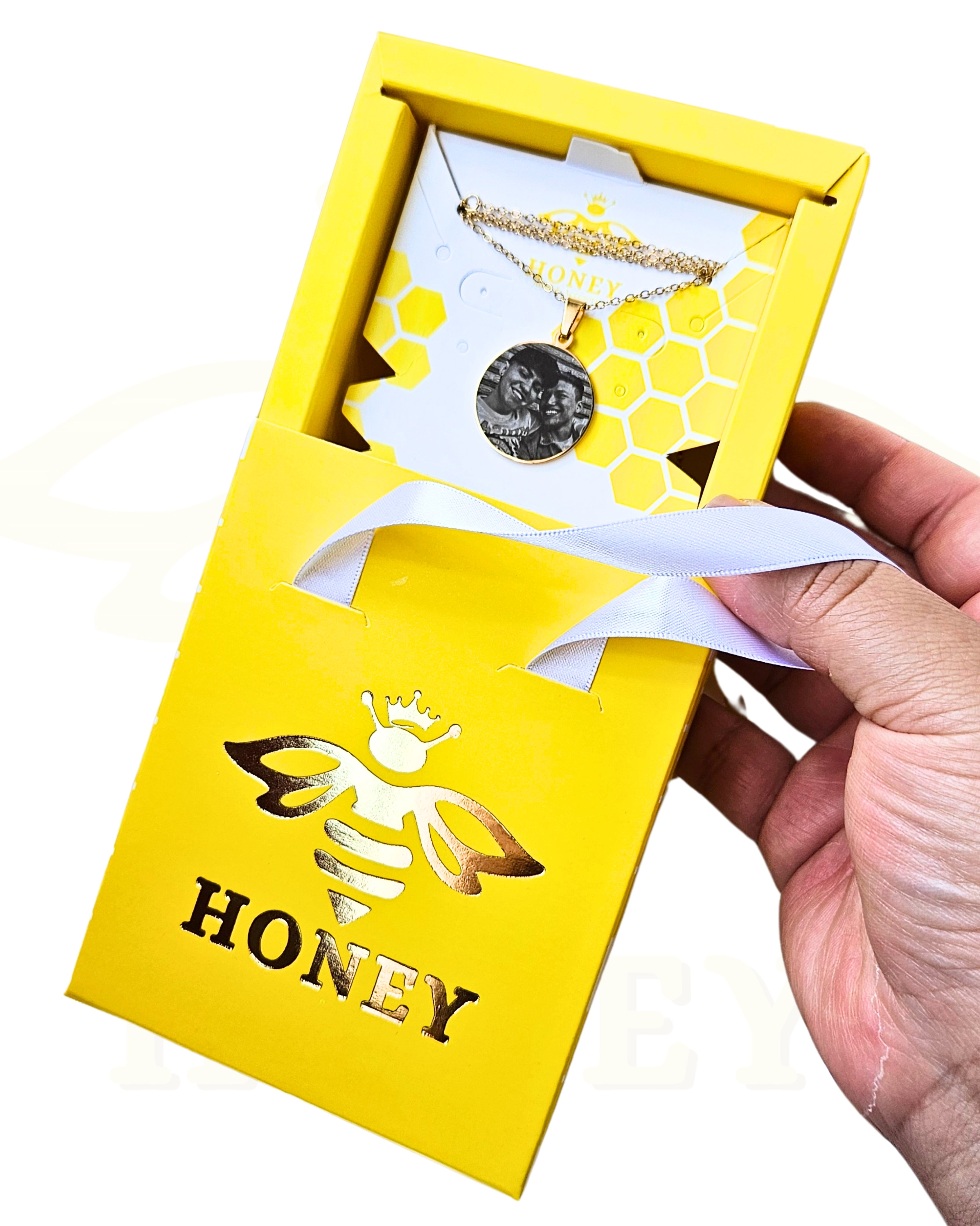 COLLAR PLACA REDONDA CON FOTOGRABADO + CADENA FINA