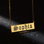 COLLAR PLAQUITA CON NOMBRE CALADO