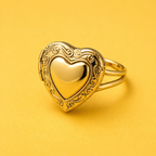 ANILLO RELICARIO CORAZÓN