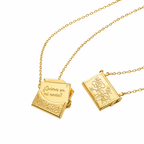 Ketting met liefdesbrief in reliëf
