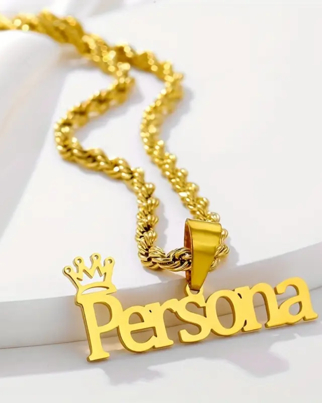 COLLAR CON NOMBRE MINI + CORONA CON CADENA GRUESA