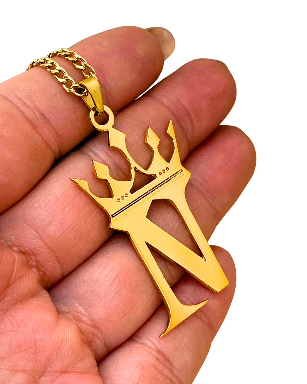COLLAR INICIAL CON CORONA