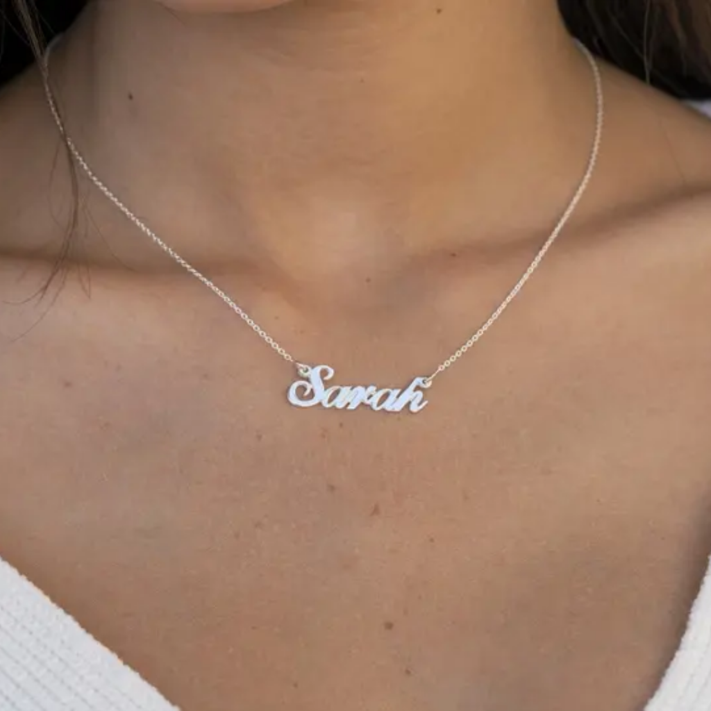 COLLAR NOMBRE CLÁSICO