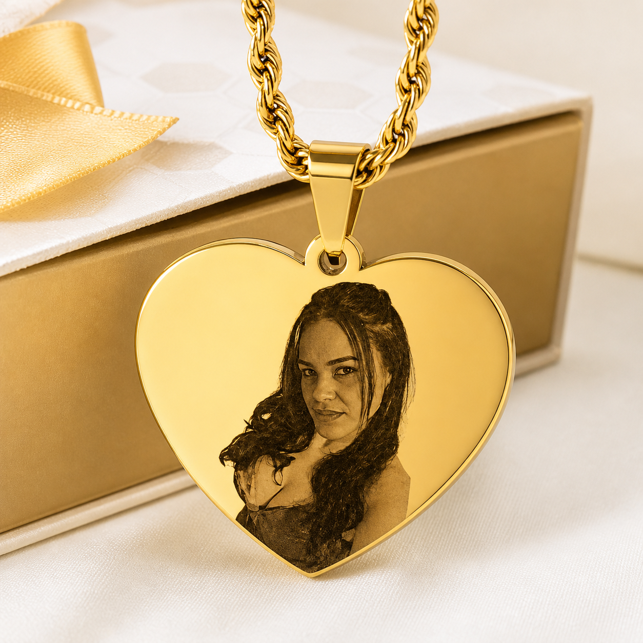 COLLAR PLACA CORAZÓN PERSONALIZADO + CADENA ROPE