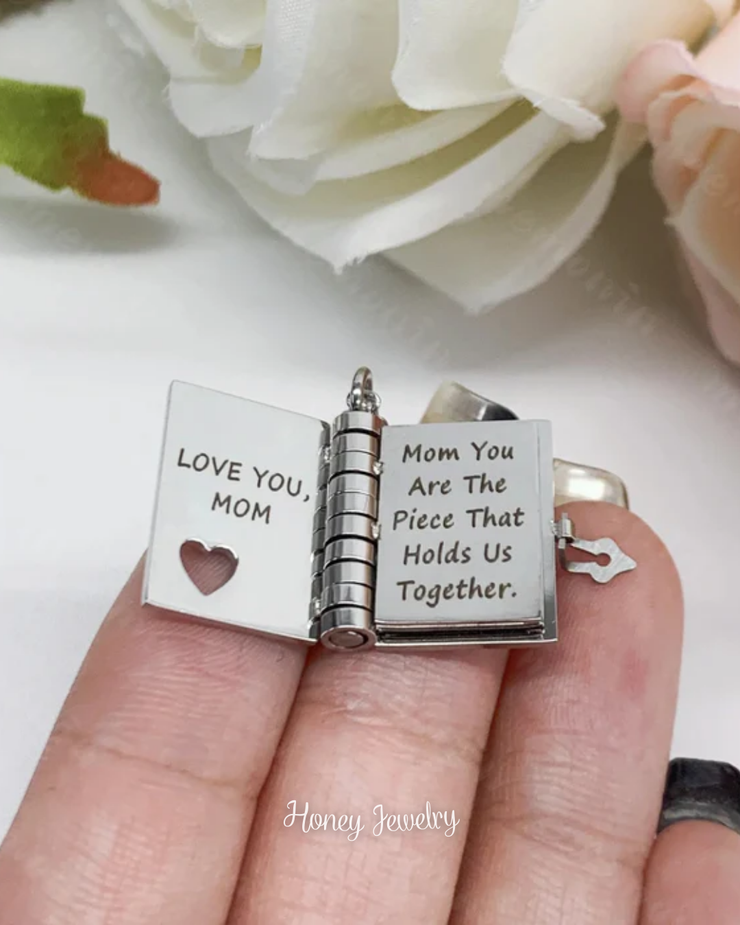COLLAR LIBRO DE AMOR MINI