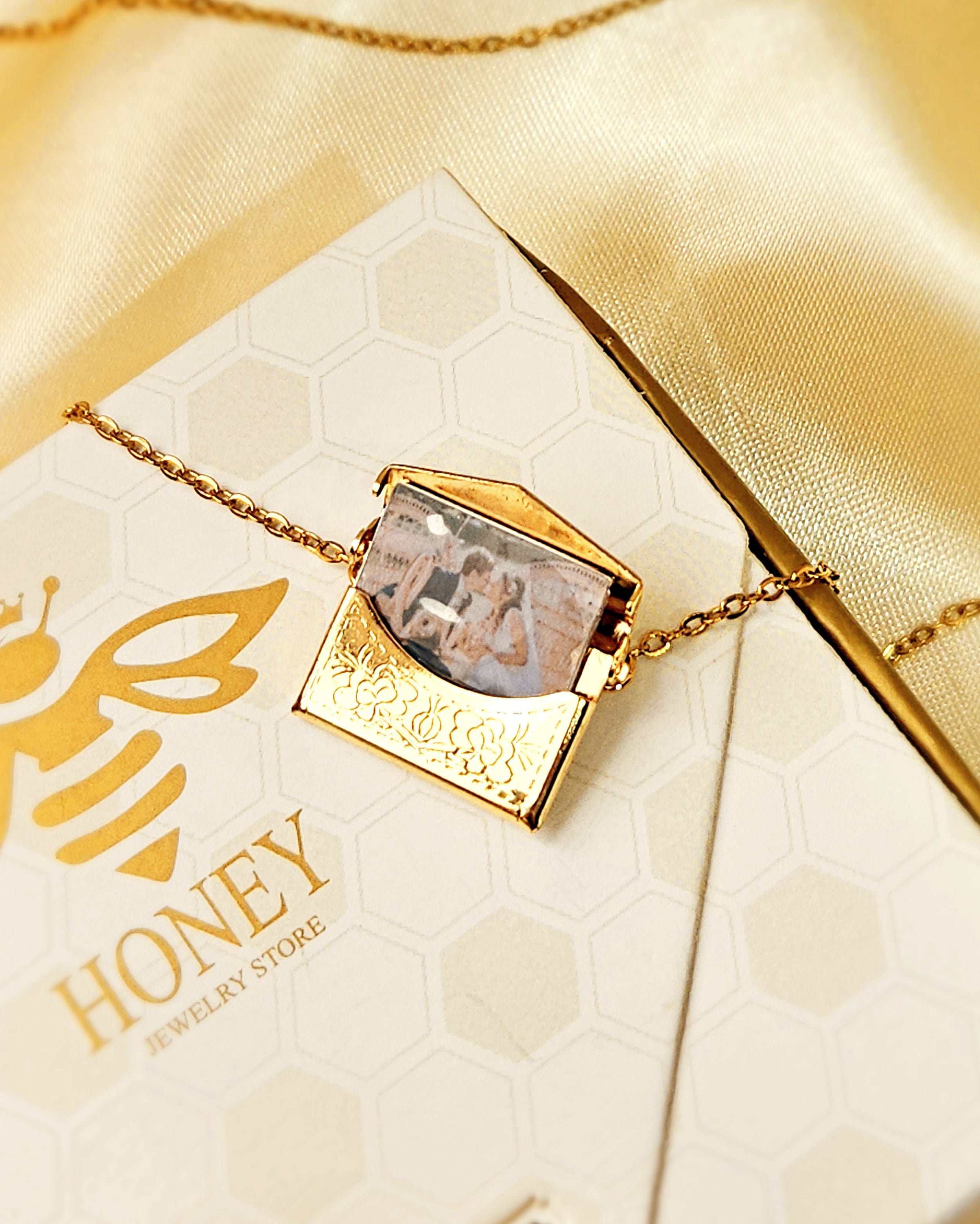 Embossed love letter necklace