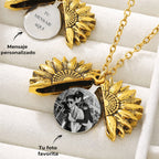 COLLAR RELICARIO GIRASOL BRONCE