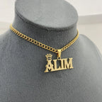 COLLAR CON NOMBRE MINI + CORONA CON CADENA GRUESA