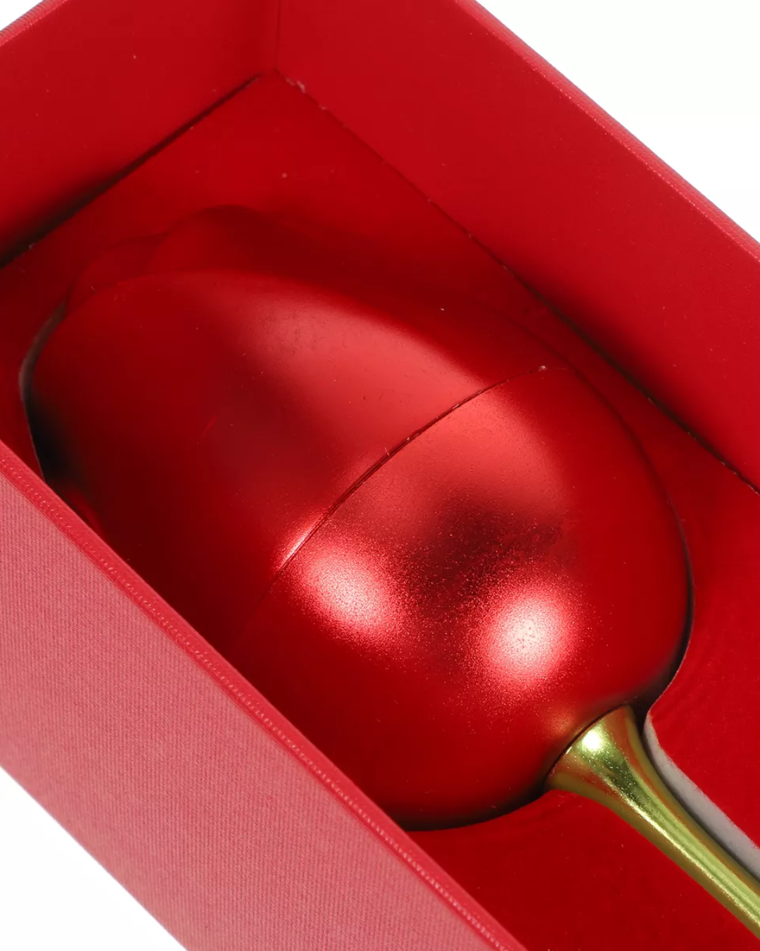 COFRE ROSA + CAJA ROJA