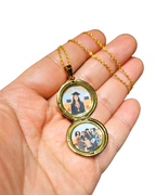 Gold Smooth Round Locket Necklace