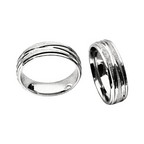 Couple ring with shiny and matte intertwined lines