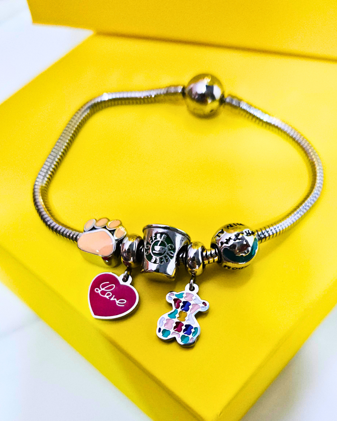 Beweegbare bedelarmband