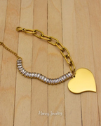 Bracelet with baguette zircons and heart pendant