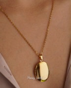 COLLAR RELICARIO OVALADO