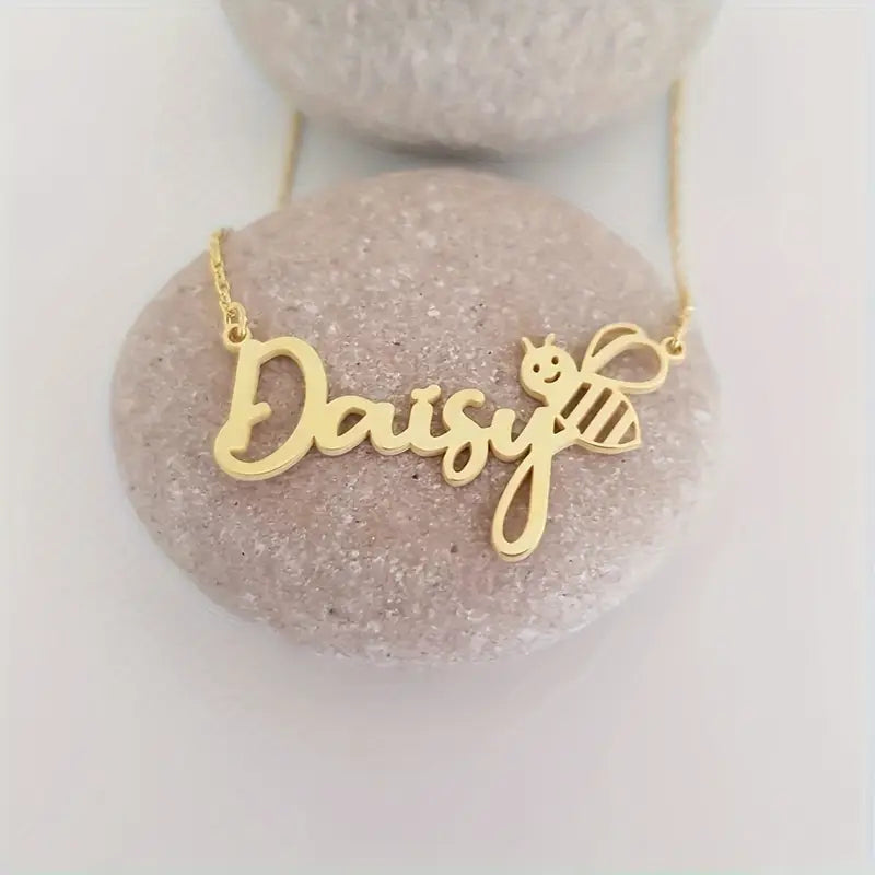 COLLAR CON NOMBRE Y ABEJITA