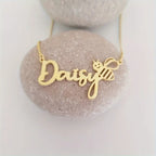 COLLAR CON NOMBRE Y ABEJITA