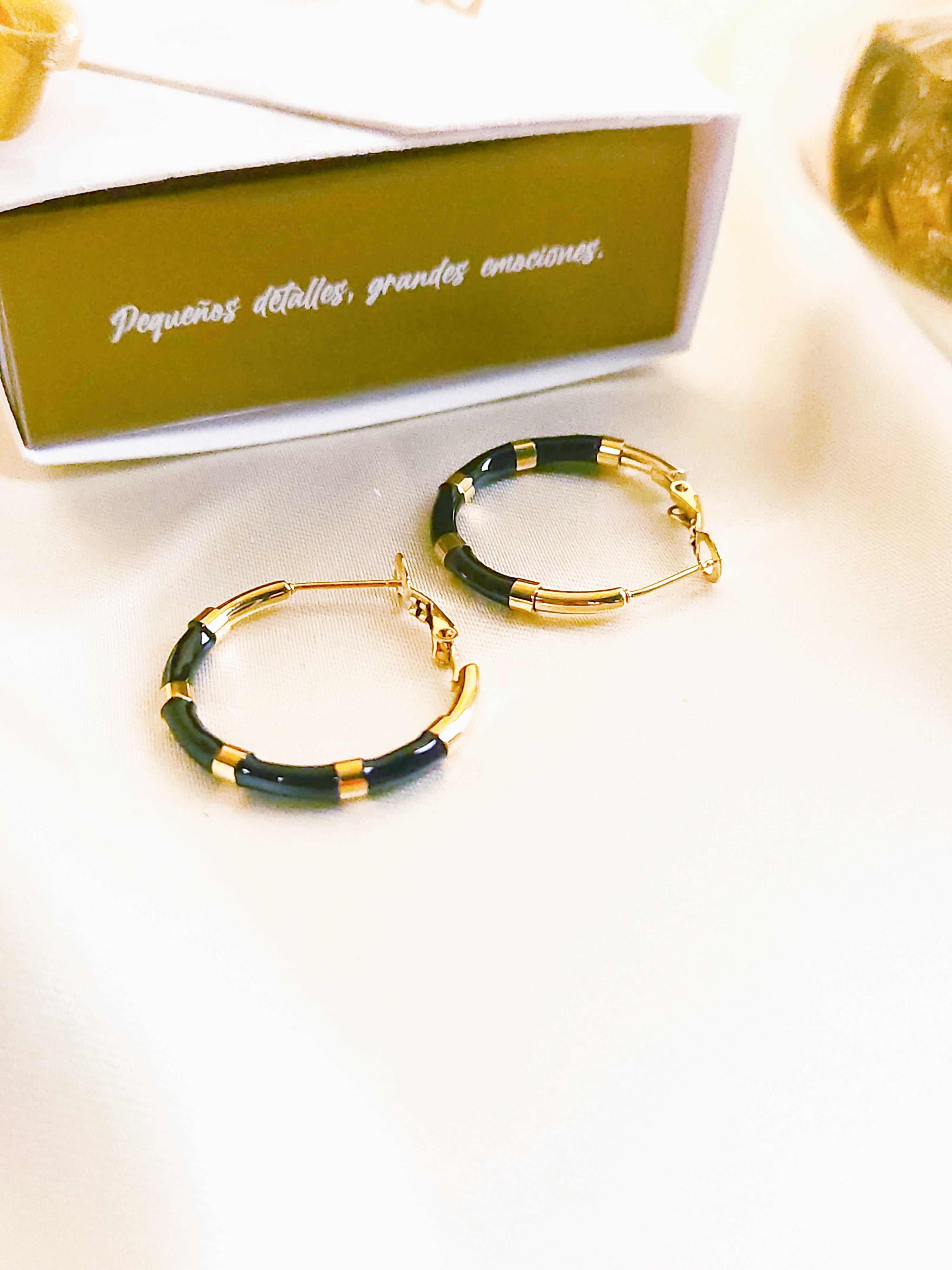 tricolor candonga earrings