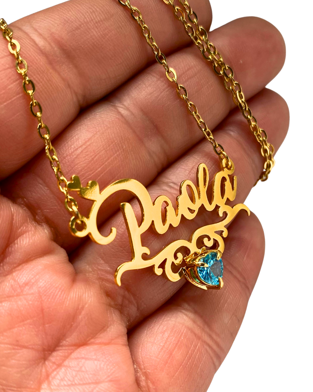 COLLAR CON NOMBRE MARCO Y CIRCON CORAZON