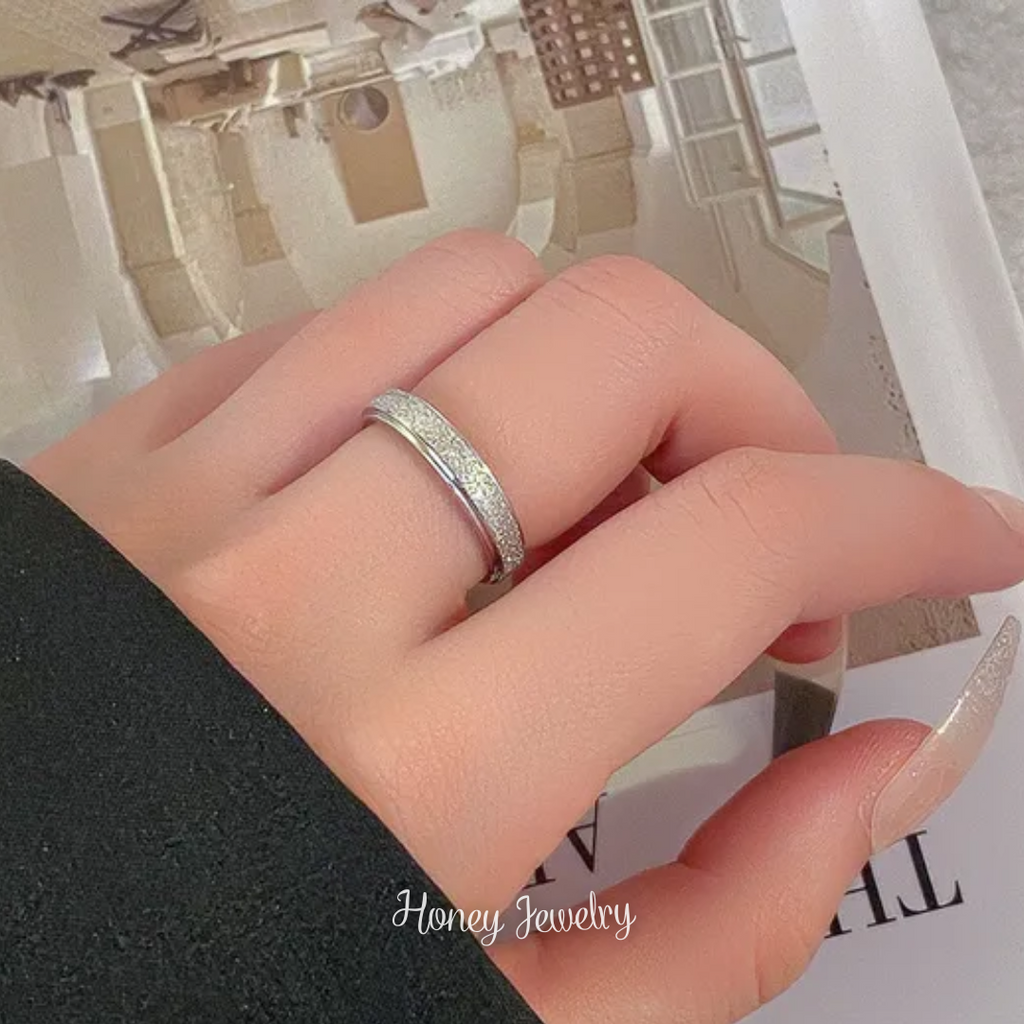Fine frosted silver couple rings (last sizes)