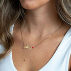 COLLAR NOMBRE CLASICO + EMOJI A COLOR